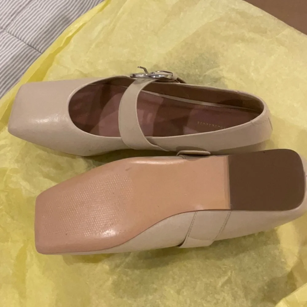 Anthropologie Cream Mary Jane Flats - Picture 2 of 6